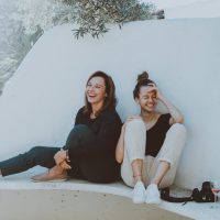 Lera und Tatjana Haben Ihre eigenen Beauty-Marke aufgebaut. Monatsumsatz 16.000 € (stand April 2020)